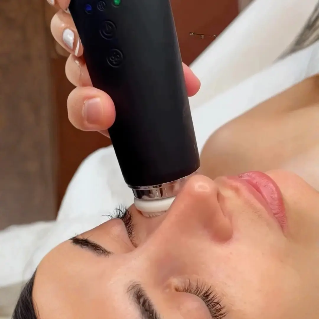 3-in-1 Silicone Face Cleansing Brush | Exfoliating & Massaging - Image 2